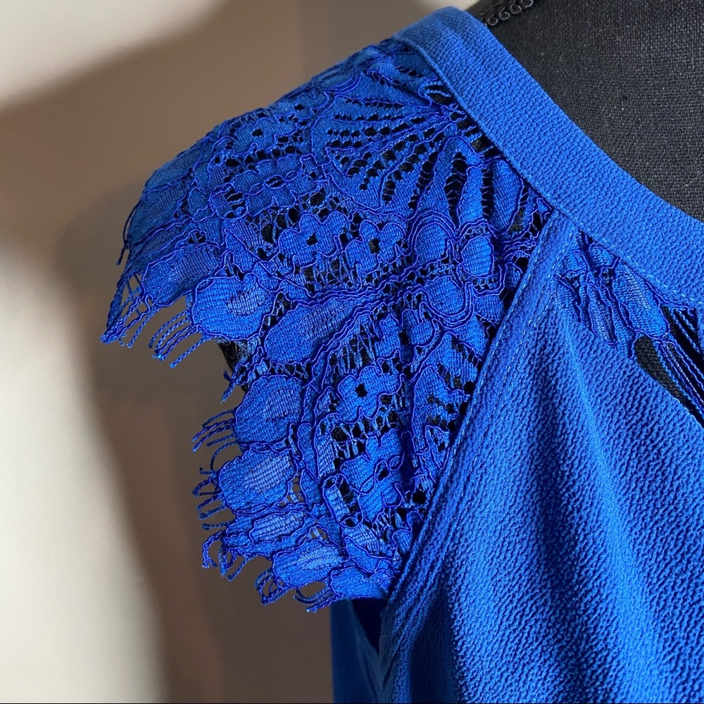 Brixton Ivy Jarred Lace Detail Cap Sleeve Blouse - Picture 7 of 7